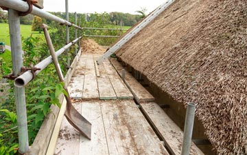 advantages of Ogbourne Maizey thatch roofing